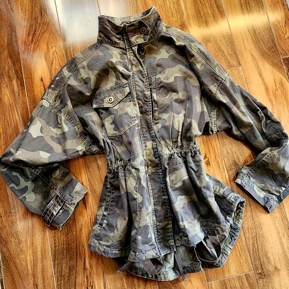 MARRAKECH Camo Jacket - Size S (EUC) - Picture 7 of 11